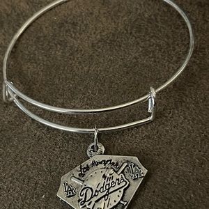 La dodgers bracelet